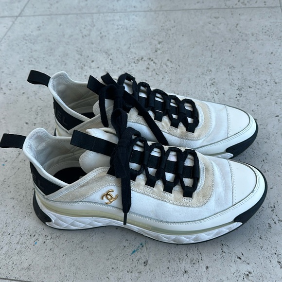 Chanel Authentic women’s sneakers - Picture 1 of 9